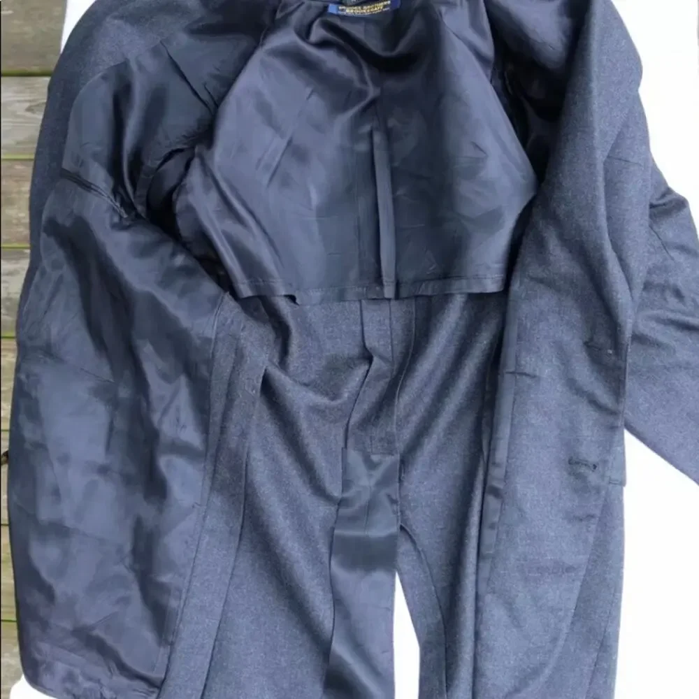 Vintage Brooks Brothers Brooksgate 42R Charcoal‎ Gray Two Button Blazer USA